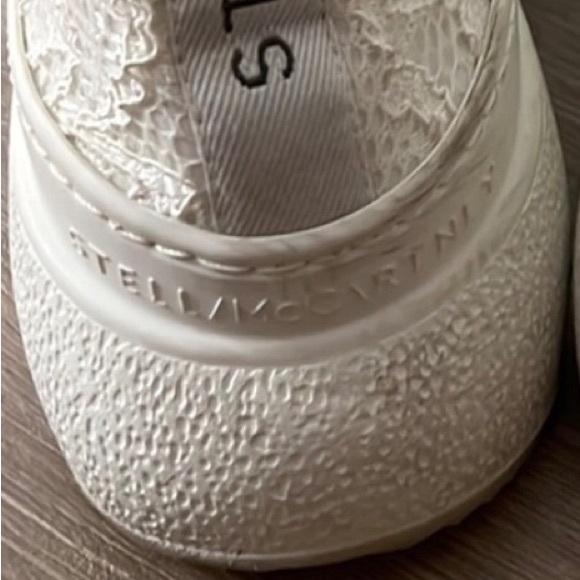 • STELLA McCARTNEY • COLLECTION PRETTY RARE LUXURY WHITE & BASE LACE SHOES . - Picture 8 of 10